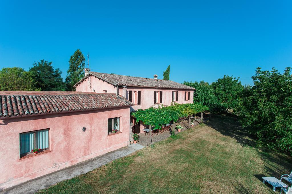 Agriturismo Il Pettirosso Konuk evi Forlì Dış mekan fotoğraf